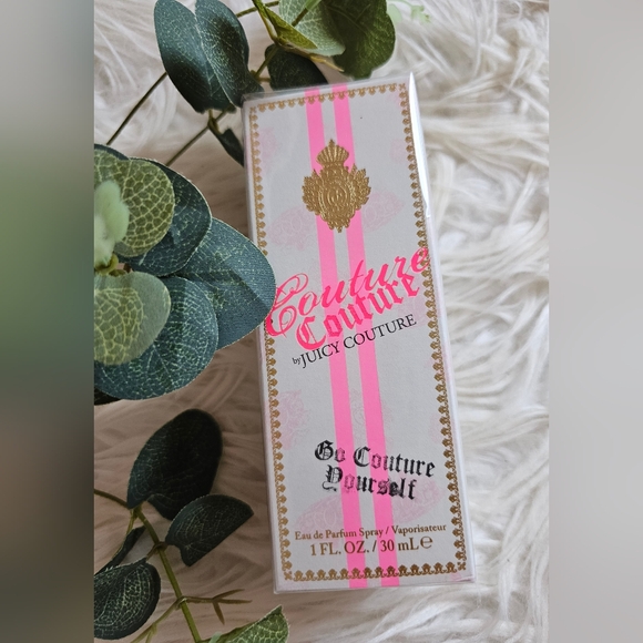 Juicy Couture 4pc Bundle - Picture 2 of 8